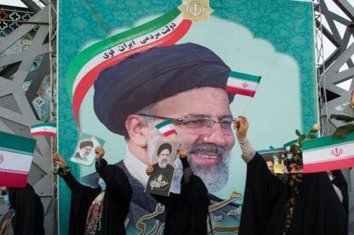 Thách thức của tân Tổng thống Iran: đối nội phức tạp, đối ngoại ngổn ngang
