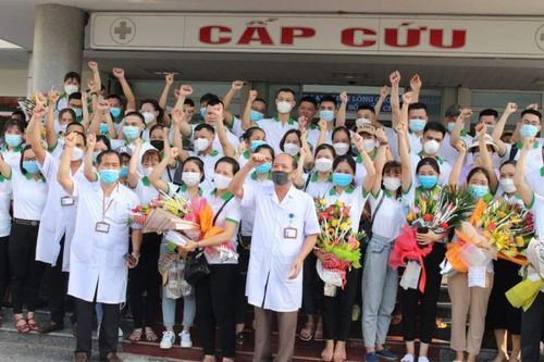 Thanh Hóa: Tiếp tục cử 60 cán bộ y tế vào TP Hồ Chí Minh hỗ trợ chống dịch Covid-19