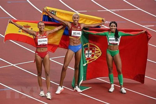 Chủ tịch IOC khẳng định sự kiện Olympic Tokyo vượt xa kỳ vọng