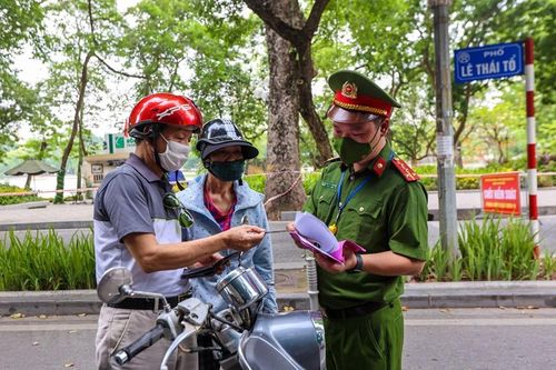 Những yêu cầu của Chủ tịch Hà Nội về tiếp tục giãn cách xã hội