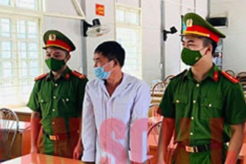 Hàn gắn tình cảm với vợ bất thành, đối tượng ôm vợ tẩm xăng châm lửa rồi dùng điện tự tử