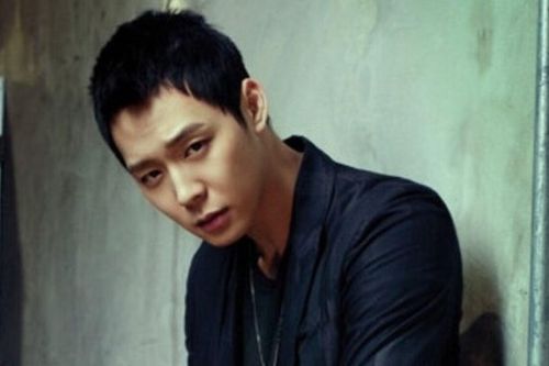 Park Yoo Chun giành giải Nam diễn viên chính xuất sắc nhất sau bê bối cưỡng dâm