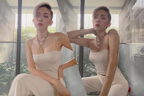 Tóc Tiên với loạt ảnh makeup đẹp lung linh lấp ló vòng 1 căng đầy