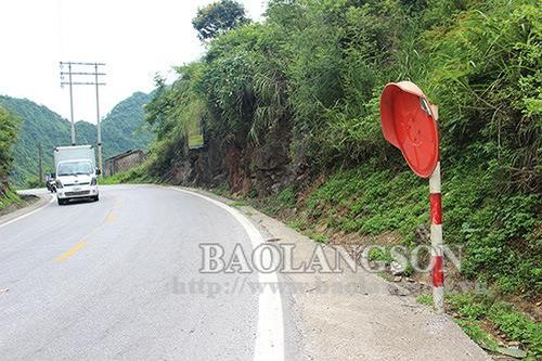 Nguy cơ mất an toàn giao thông do gương cầu lồi bị phá hỏngTin khácTruyền nhiệt huyết giữ gìn di sản then cho thế hệ trẻPhát huy vai trò công tác tuyên giáo, tạo đồng thuận xã hội