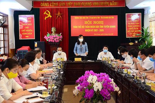 Hội nghị toàn thể hội thẩm nhân dân tỉnh