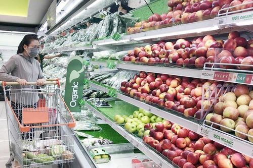 Thành phố Hồ Chí Minh: Xử lý nghiêm việc tăng giá bất hợp lý