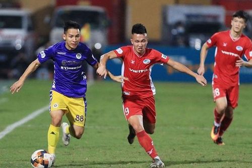 V.League 2021 chính thức lùi sang năm 2022