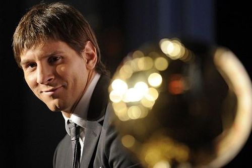 20 khoảnh khắc định nghĩa sự nghiệp vĩ đại của huyền thoại bóng đá Lionel Messi