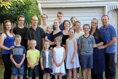 Bà mẹ Australia có 16 con vẫn muốn sinh tiếp