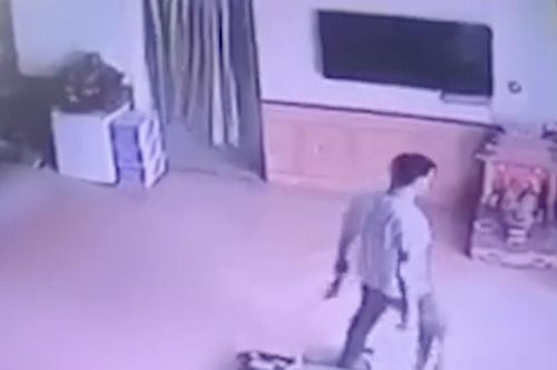 Người phụ nữ bị chém tại nhà nghỉ