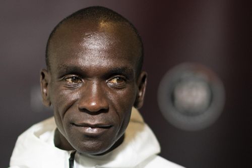 Kipchoge bảo vệ ngôi vua trên đường chạy marathon Olympic?