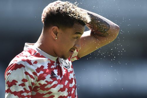 Lingard dương tính với Covid-19