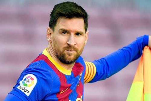 Hoàng gia Qatar tiết lộ Messi chuyển đến PSG