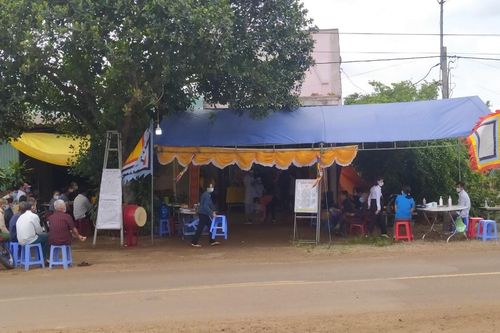 Gia Lai: 3 mẹ con đuối nước trong lúc cắt cỏ gần bờ ao