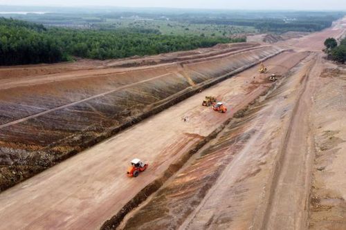 Cao tốc Bắc - Nam gặp khó khi qua các địa phương thực hiện giãn cách xã hội