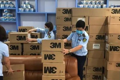 Thu giữ trên 17.000 khẩu trang có dấu hiệu giả mạo nhãn hiệu 3M của Mỹ