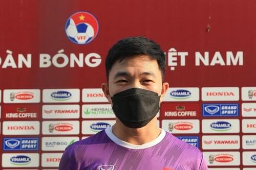 Xuân Trường: 'Mong được khán giả cổ vũ trên sân Mỹ Đình'