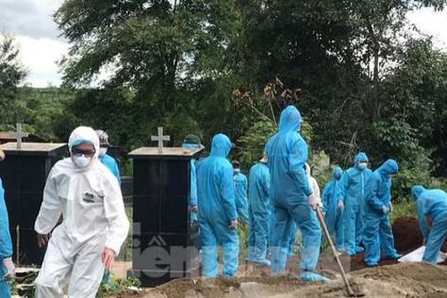 Vì sao không hỏa táng bệnh nhân COVID-19 tử vong đầu tiên ở Đắk Lắk?