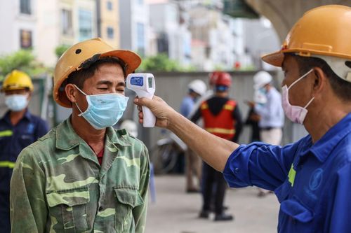 Hà Nội yêu cầu công nhân không ra khỏi công trường, thực hiện '3 tại chỗ'