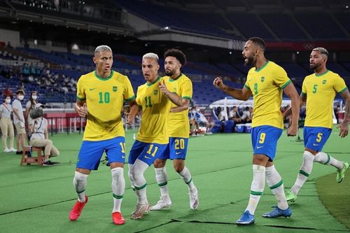 Olympic Brazil - Olympic Tây Ban Nha: Khiêu vũ trước 'những chú bò tót'