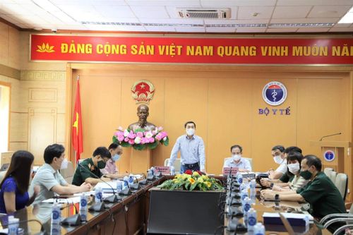 Bộ Y tế đề nghị hoàn thiện các bước thử nghiệm vaccine Nano Covax càng sớm càng tốt