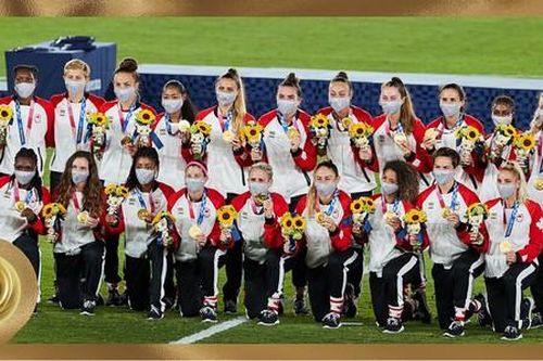 Bóng đá nữ Canada lần đầu giành HCV Olympic