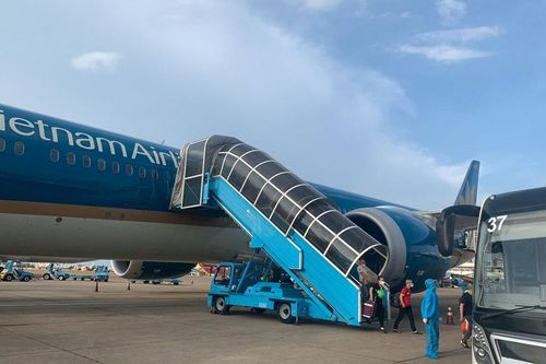 Dừng toàn bộ chuyến bay chở khách giữa các địa phương đang giãn cách xã hội