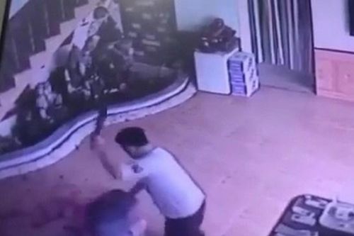 Kẻ chém người tình trong nhà nghỉ đang có lệnh truy nã