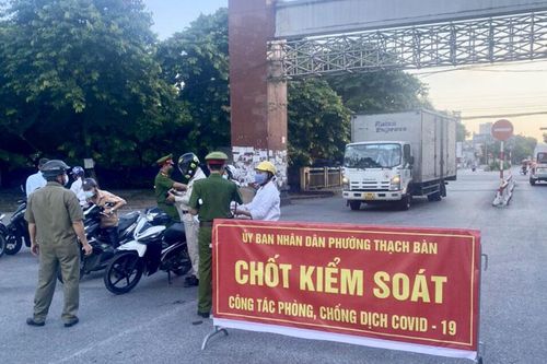 Hà Nội siết chặt việc cấp và sử dụng Giấy đi đường
