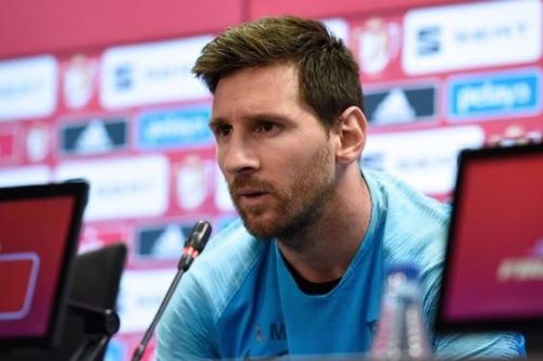 Trực tiếp họp báo Messi công bố chia tay Barcelona: Messi tiết lộ về tương lai