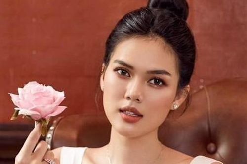 Đã cạo đầu quy y nhưng người mẫu Ngọc Trinh vẫn gặp phải tin đồn 'chấn động'