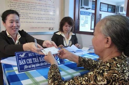 Không nhận chế độ, chính sách liên tục từ 3 tháng sẽ bị dừng nhận trợ cấp xã hội