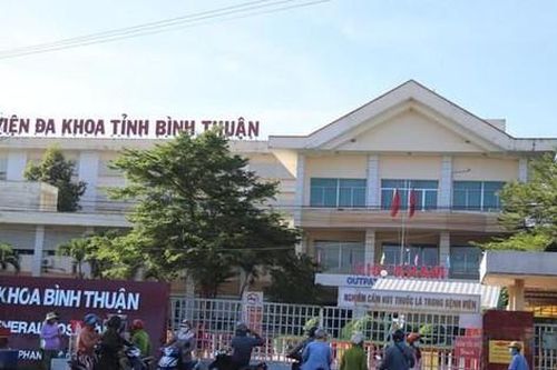 Nữ bác sĩ bị phạt 15 triệu đồng vì không khai báo y tế