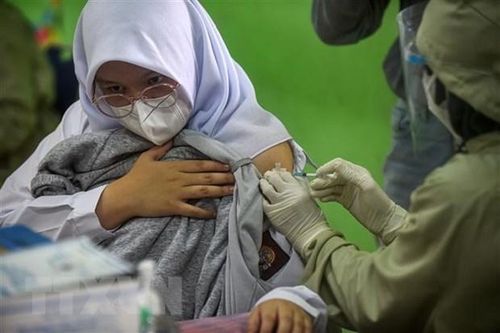 Malaysia nới lỏng hạn chế với những người hoàn thành tiêm chủng