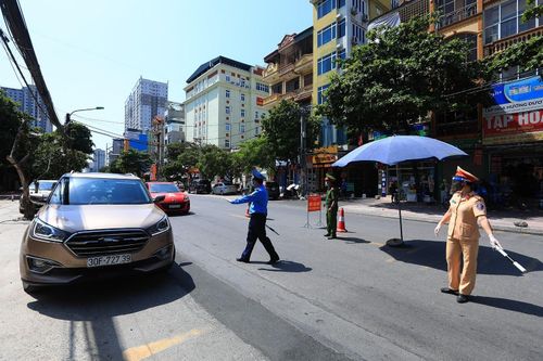 Siết chặt cấp và sử dụng Giấy đi đường thời gian thực hiện giãn cách