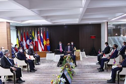 Kỷ niệm 54 năm thành lập ASEAN: Đoàn kết vượt qua mọi khó khăn, vững bước phát triển