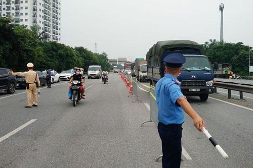 Xử phạt 1.256 trường hợp vi phạm quy định phòng, chống dịch Covid-19