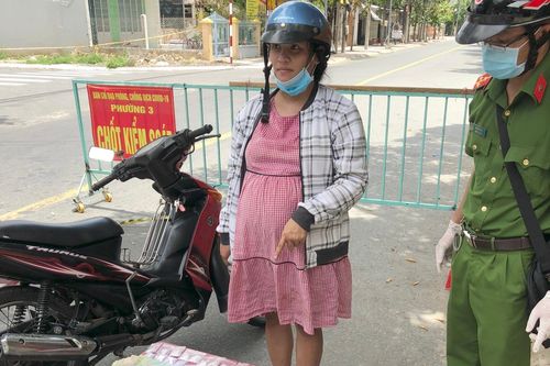 Người phụ nữ mang thai vận chuyển 36 gói ma túy