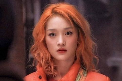 Hình ảnh lần đầu nhuộm tóc của Châu Tấn