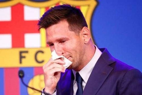 Pique: 'Messi bị tổn thương'