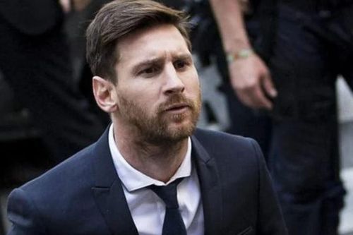 Messi vẫn đang ở Barcelona
