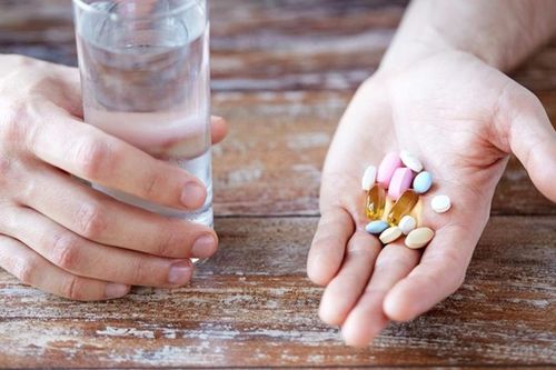 2 loại thuốc giúp F0 hạn chế chuyển nặng khi cách ly tại nhà