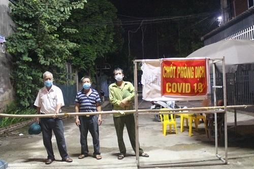 'Những người già xấu xí'