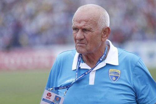 Đông Á Thanh Hóa vẫn cần 'bố già' Petrovic