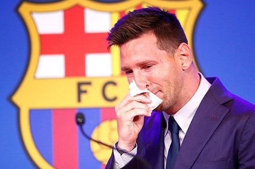 Messi rời Barcelona: Tạm biệt người hùng từ mẩu giấy ăn