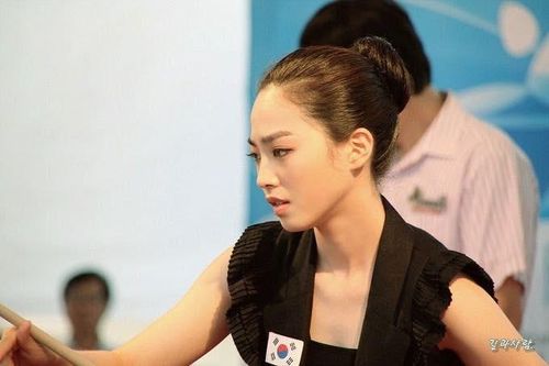 Ngắm nhan sắc gây sốt cộng đồng mạng của 'Nữ hoàng bi-a pool' Hàn Quốc