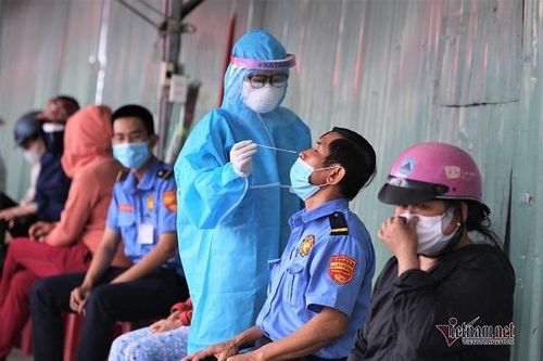 Kỷ luật cảnh cáo, giáng chức cán bộ Văn phòng HĐND Đà Nẵng tát nữ nhân viên y tế