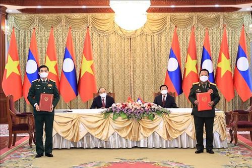 Bộ Quốc phòng Việt Nam và Lào tăng cường hợp tác