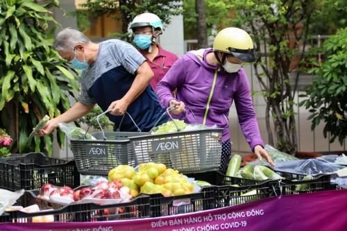 TP.HCM yêu cầu tổ chức các điểm bán thực phẩm thiết yếu ở các chợ tạm bị đóng cửa