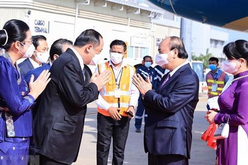 Chủ tịch nước Nguyễn Xuân Phúc thăm hữu nghị chính thức Lào